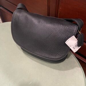 NWT Vintage Coach Messenger Bag in Black leather